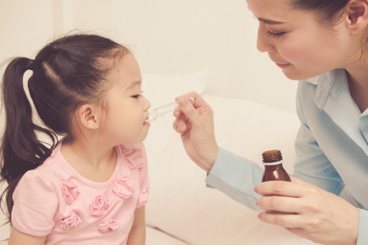 4 Alasan Tidak Menunda Memberikan Obat Pada Anak Saat Flu dan Batuk