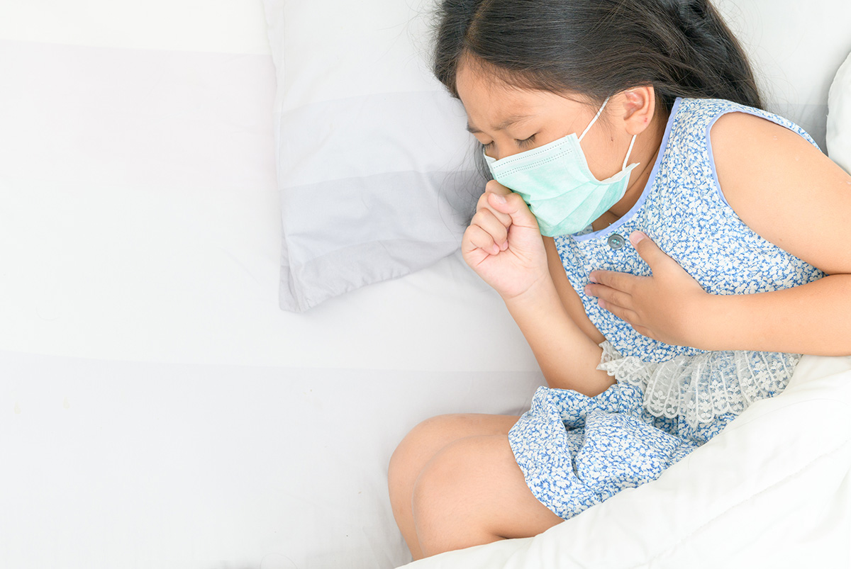Moms Harus Siaga! Kenali Gejala Pneumonia Mycoplasma yang Sedang Meningkat di Indonesia